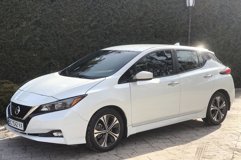 Продам Nissan Leaf SV 2022 года в г. Жолква, Львовская область