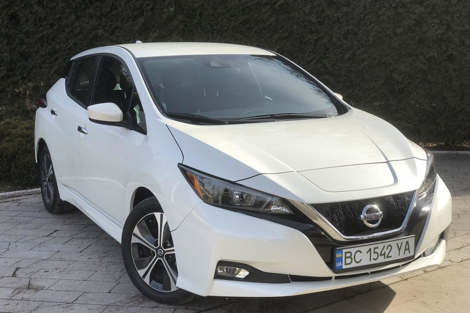 Продам Nissan Leaf SV 2022 года в г. Жолква, Львовская область