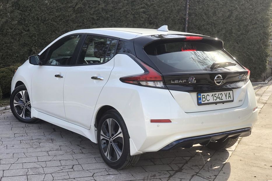 Продам Nissan Leaf SV 2022 года в г. Жолква, Львовская область