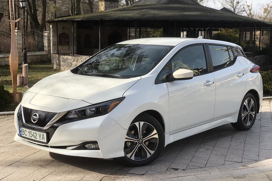 Продам Nissan Leaf SV 2022 года в г. Жолква, Львовская область