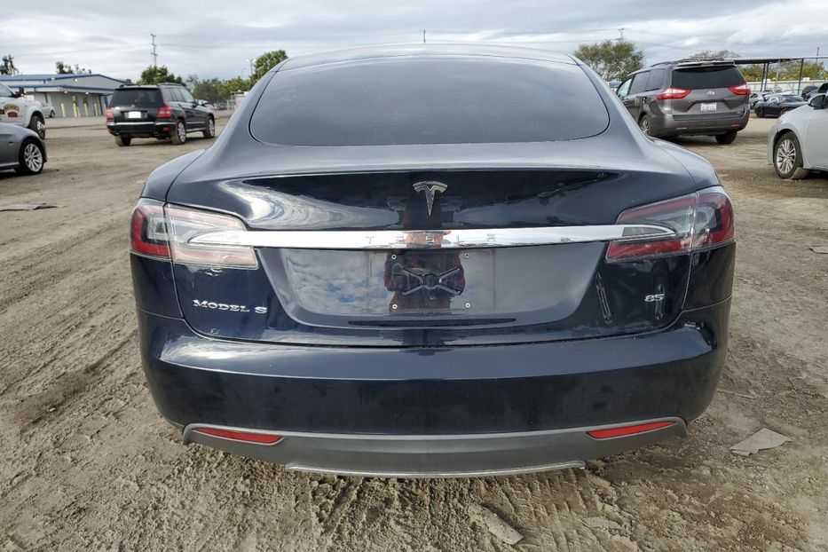 Продам Tesla Model S 2013 года в Киеве