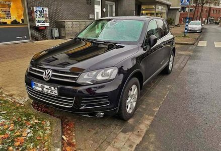 Продам Volkswagen Touareg 2012 года в Киеве