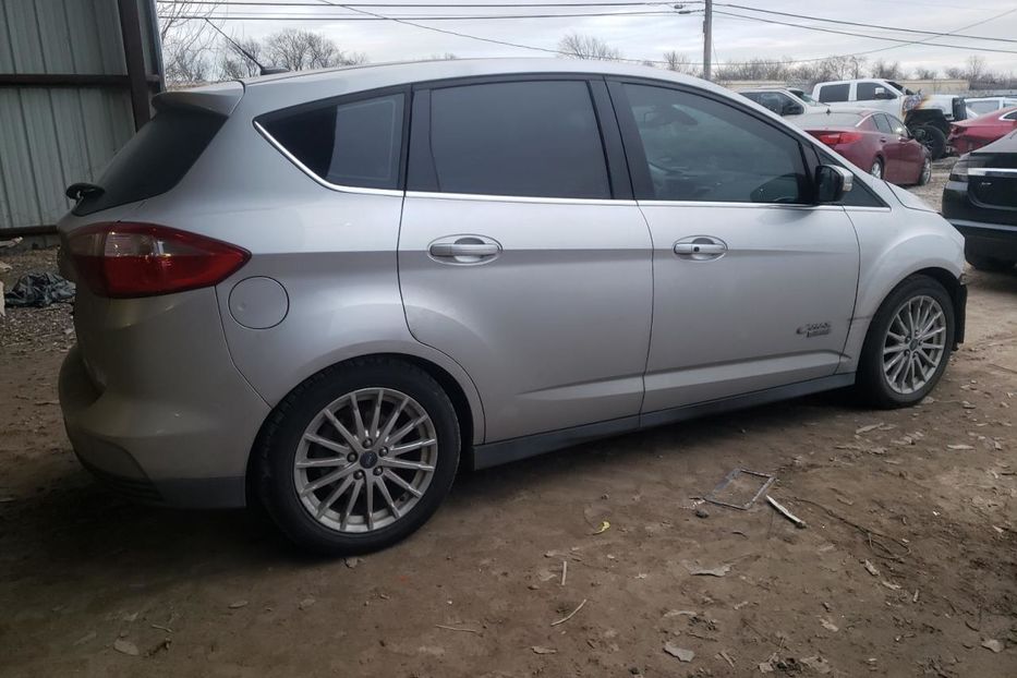 Продам Ford C-Max Premium 2013 года в Киеве