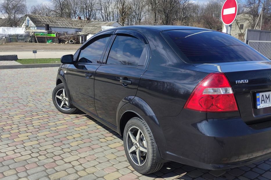 Продам Chevrolet Aveo 2011 года в Виннице