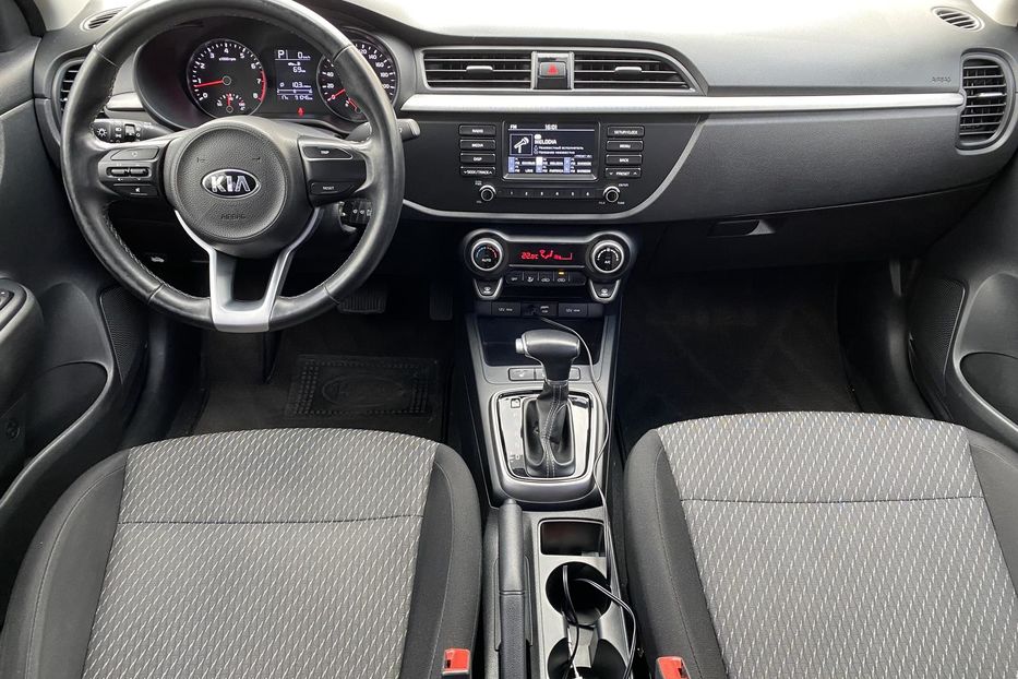 Продам Kia Rio 1.6i   Aвтомат  Официальный  2017 года в Киеве
