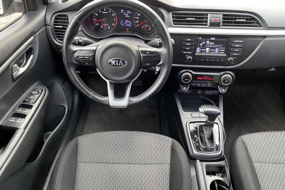 Продам Kia Rio 1.6i   Aвтомат  Официальный  2017 года в Киеве