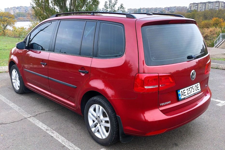 Продам Volkswagen Touran 2011 года в г. Кривой Рог, Днепропетровская область