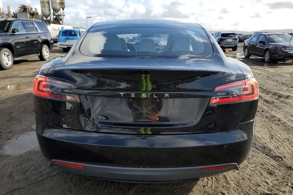 Продам Tesla Model S 2016 года в Луцке