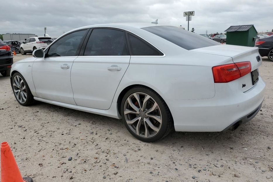 Продам Audi A6 Premium Plus 2015 года в Киеве