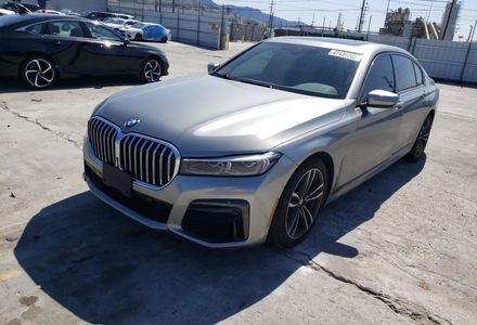 Продам BMW 740 i 2020 года в Киеве