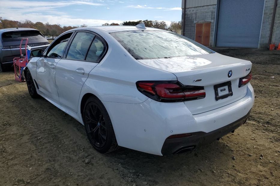 Продам BMW 540 xi 2021 года в Киеве