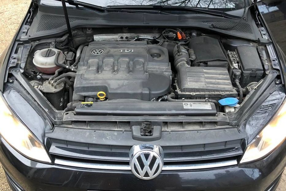 Продам Volkswagen Golf Variant 2014 года в Киеве
