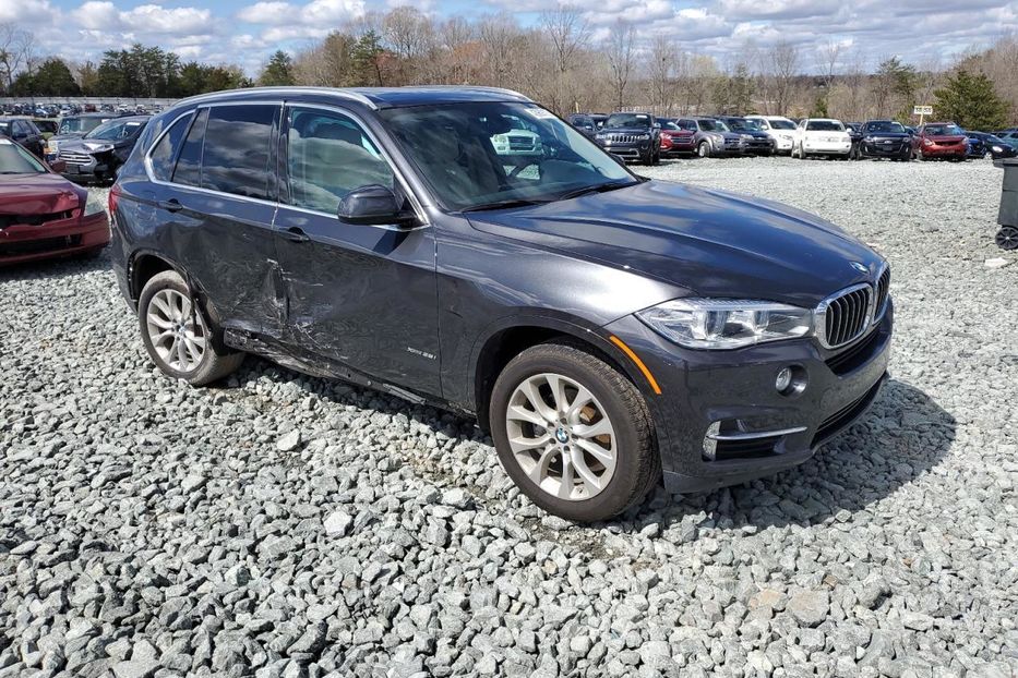 Продам BMW X5 2015 года в Луцке