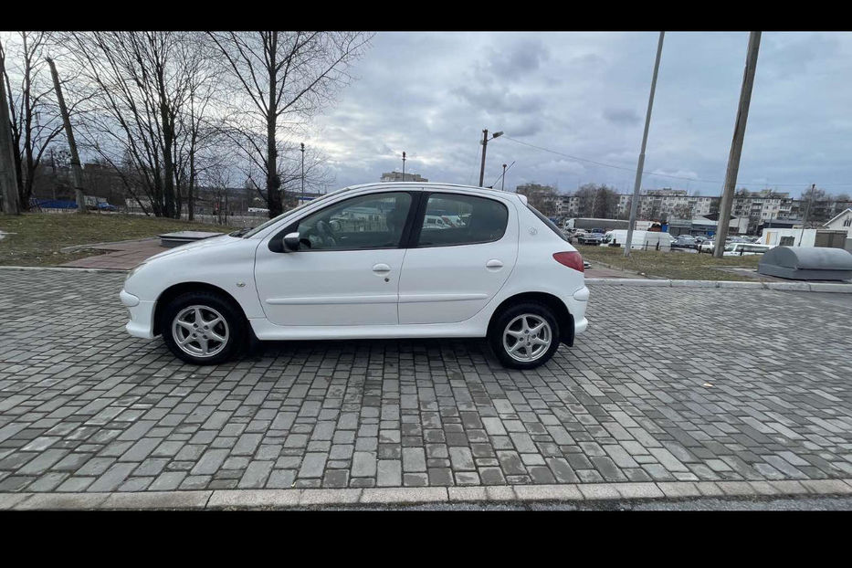 Продам Peugeot 206 2009 года в Житомире