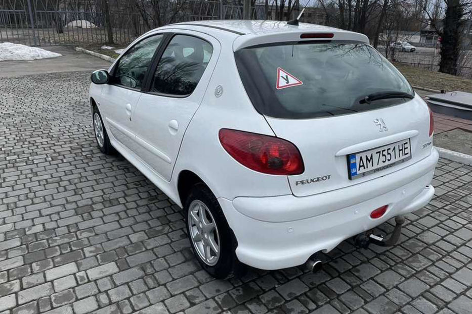 Продам Peugeot 206 2009 года в Житомире