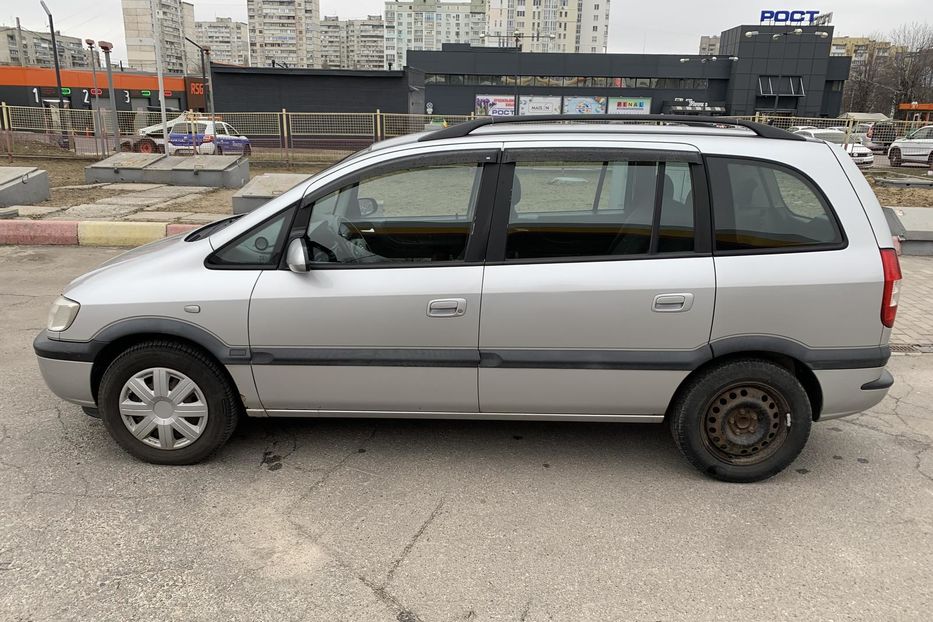 Продам Opel Zafira 2003 года в Харькове