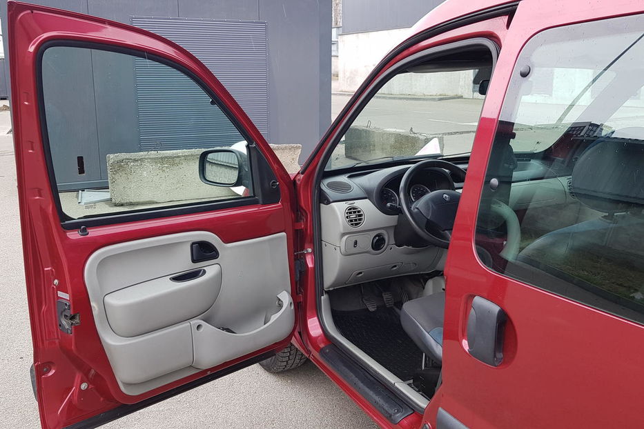 Продам Renault Kangoo пасс. KANGOO 1.5 DCI L4 (I) 2007 года в Киеве