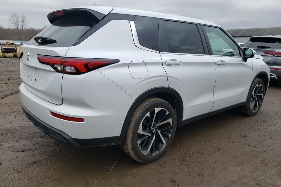 Продам Mitsubishi Outlander 2022 года в Львове