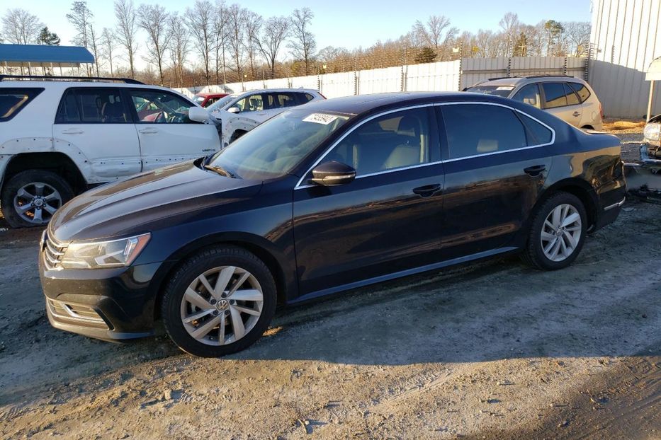 Продам Volkswagen Passat B8 2018 года в Львове