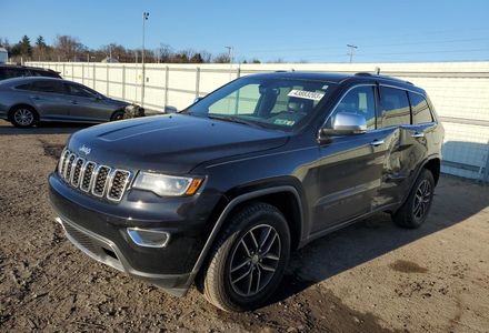 Продам Jeep Grand Cherokee 2017 года в Киеве