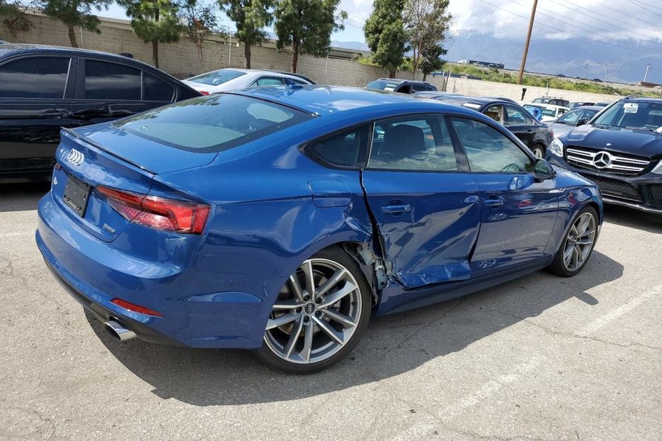 Продам Audi A5 Premium Plus 2019 года в Луцке