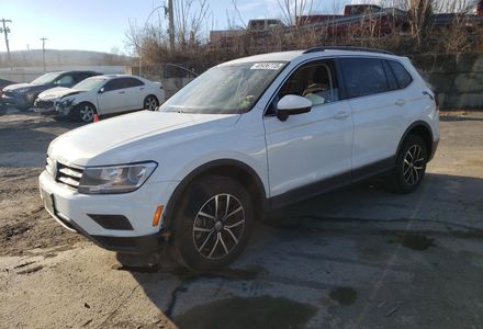 Продам Volkswagen Tiguan 2021 года в Киеве