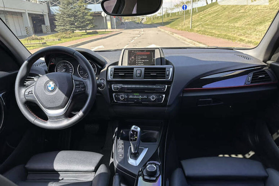 Продам BMW 118 2016 года в Киеве