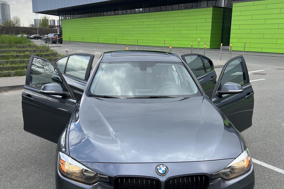 Продам BMW 320 2017 года в Киеве