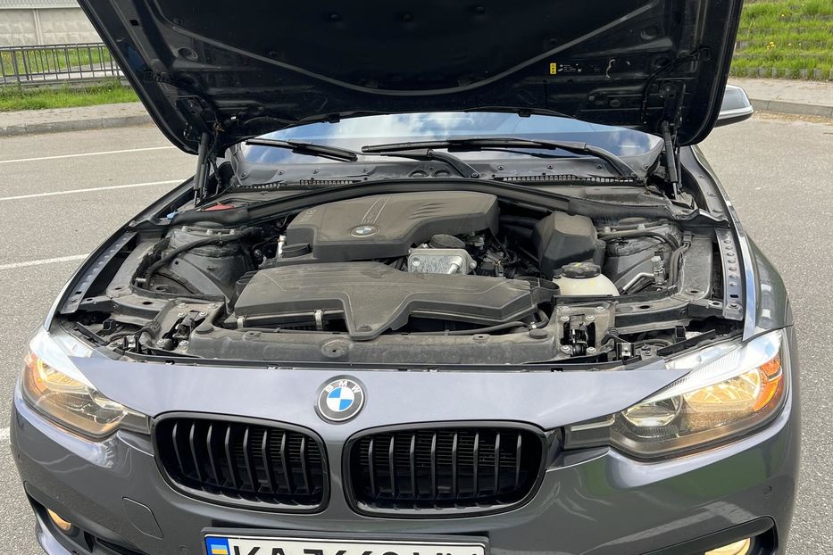 Продам BMW 320 2017 года в Киеве