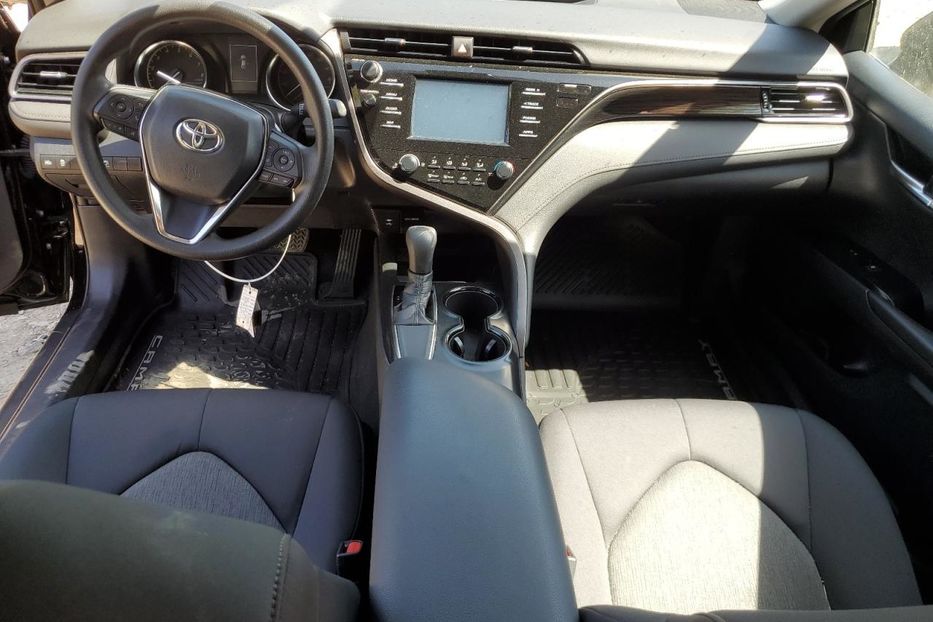 Продам Toyota Camry 2019 года в Киеве