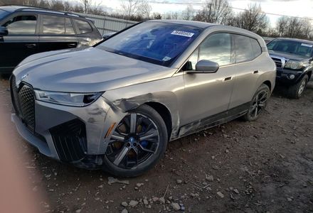 Продам BMW iX XDRIVE50 2023 года в Киеве