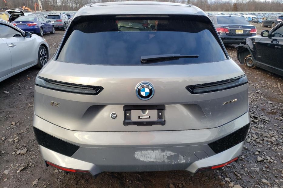 Продам BMW iX XDRIVE50 2023 года в Киеве