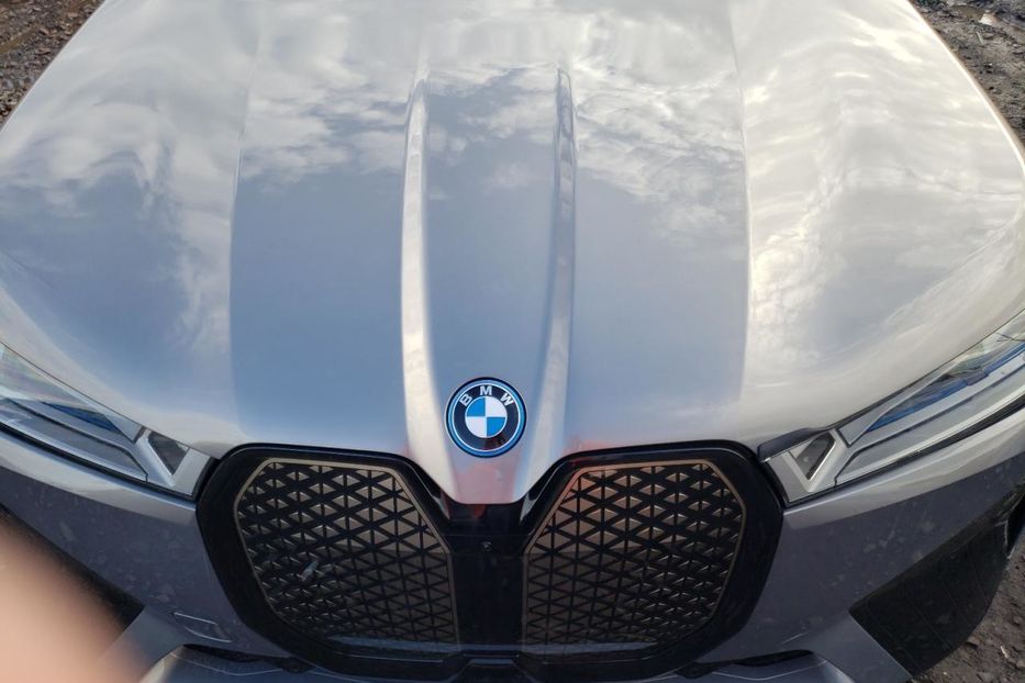 Продам BMW iX XDRIVE50 2023 года в Киеве
