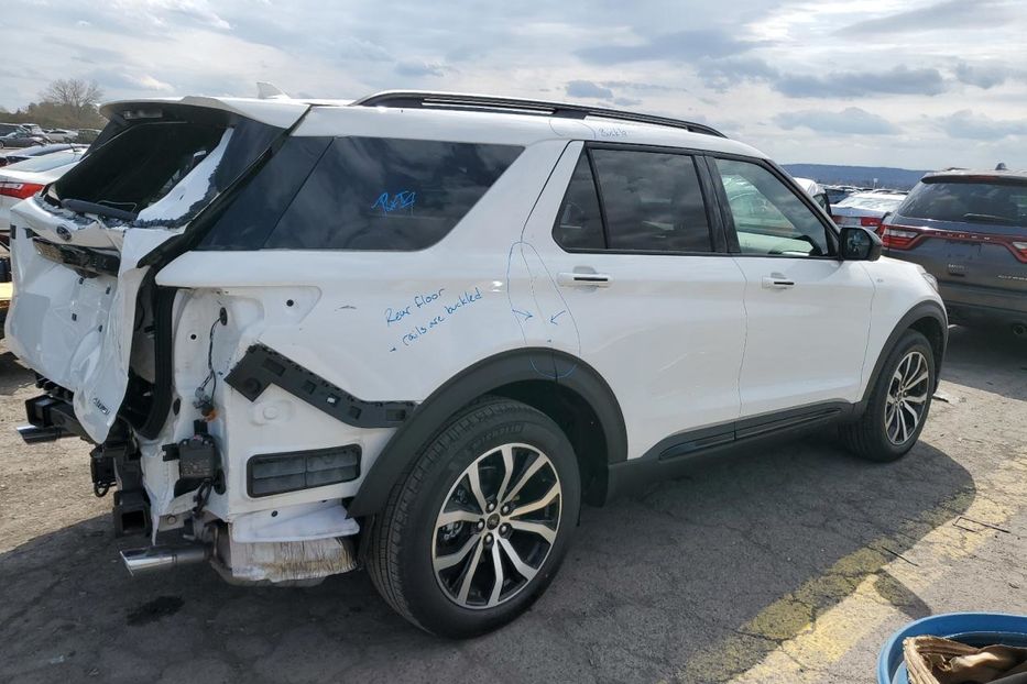 Продам Ford Explorer ST-LINE 2023 года в Киеве