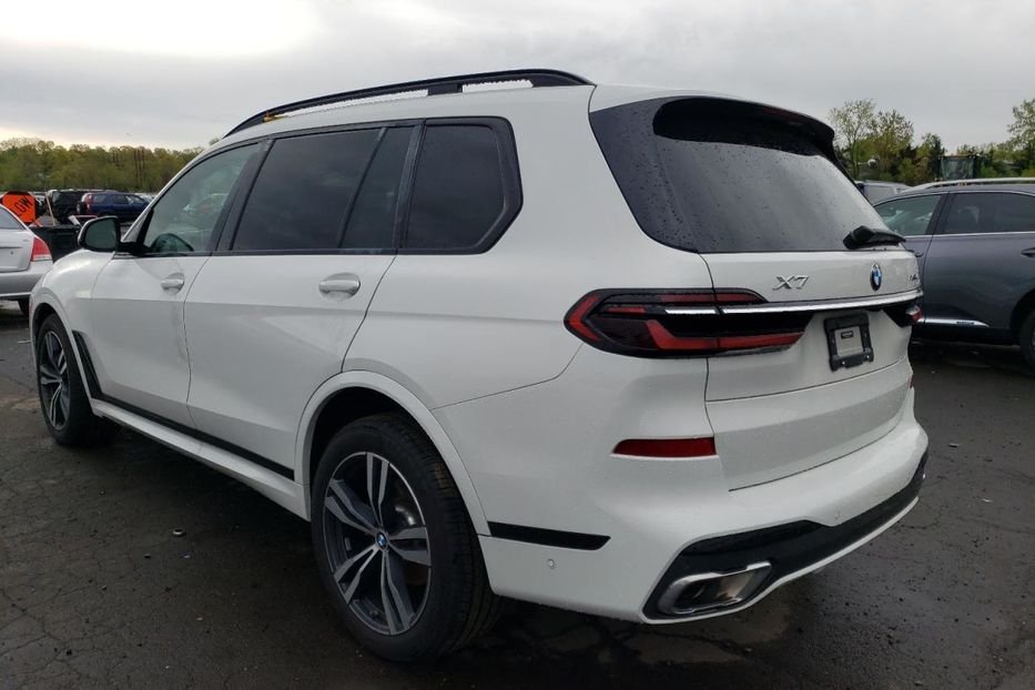 Продам BMW X7 XDRIVE40I 2023 года в Киеве