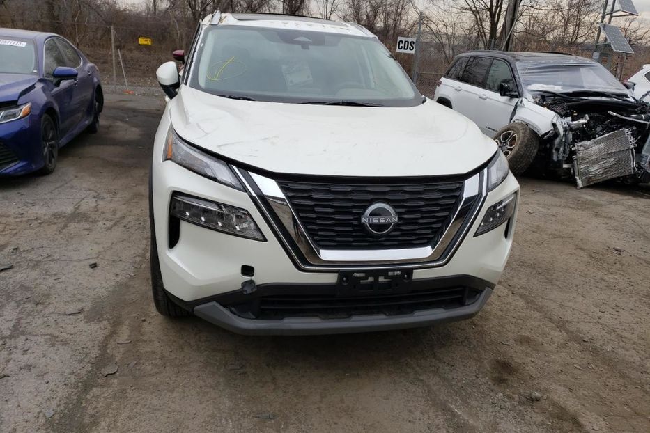 Продам Nissan Rogue SV 2023 года в Киеве