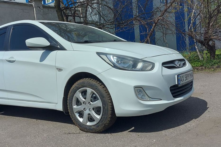 Продам Hyundai Accent  2012 года в Харькове