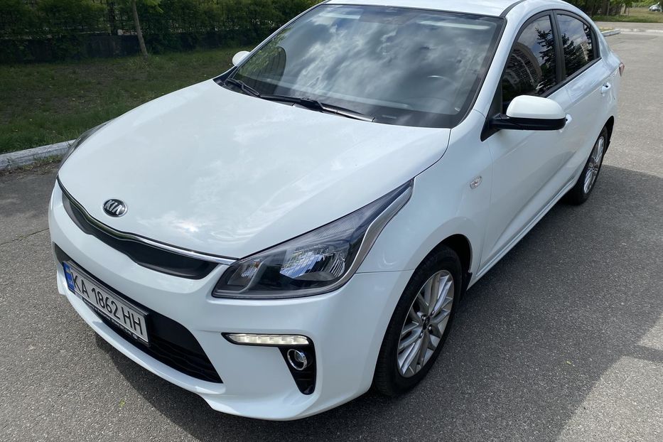 Продам Kia Rio 1.6 АВТОМАТ Официальный  2017 года в Киеве