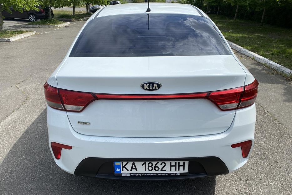 Продам Kia Rio 1.6 АВТОМАТ Официальный  2017 года в Киеве