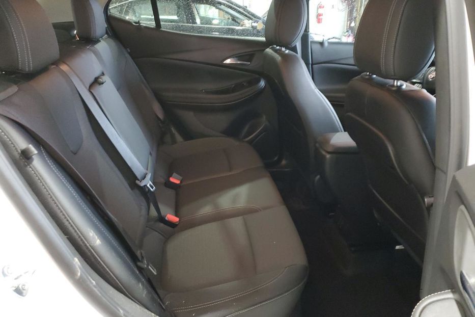 Продам Buick Encore GX SELECT 2023 года в Киеве