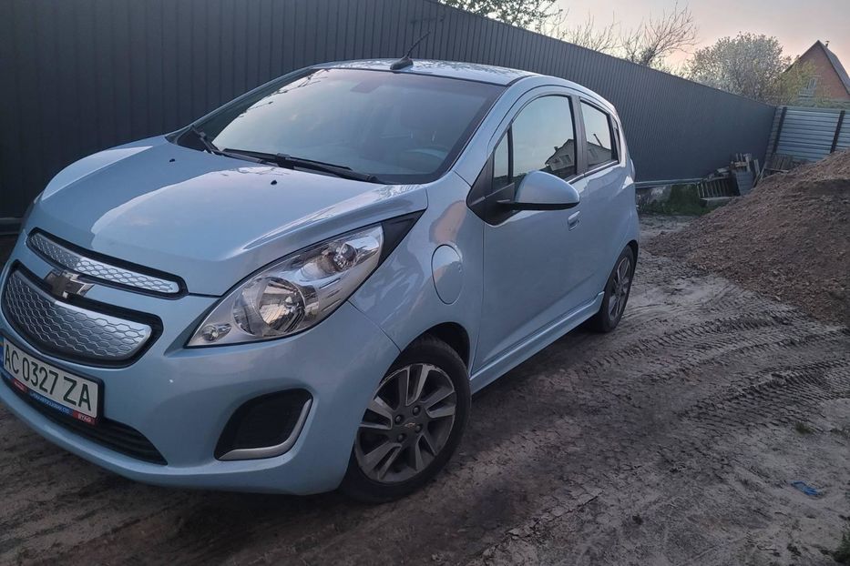 Продам Chevrolet Spark Electro 2014 года в Киеве