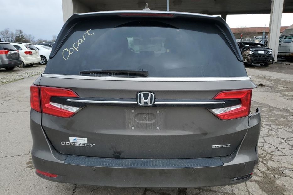 Продам Honda Odyssey Touring 2023 года в Киеве