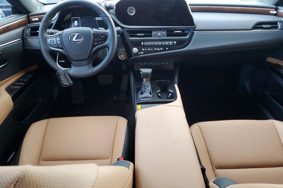 Продам Lexus ES 350 Base 2023 года в Киеве