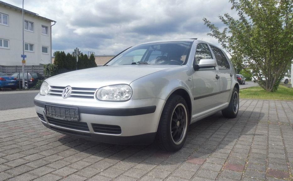 Продам Volkswagen Golf IV 2004 года в г. Перемышляны, Львовская область
