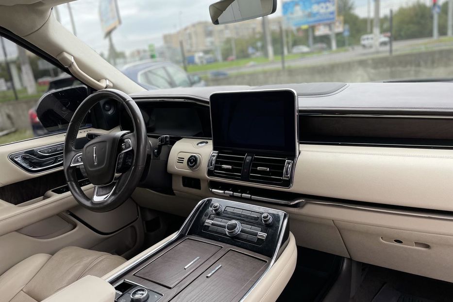 Продам Lincoln Navigator 2018 года в Черновцах