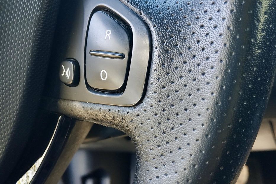 Продам Renault Zoe ZE40 2016 года в Запорожье