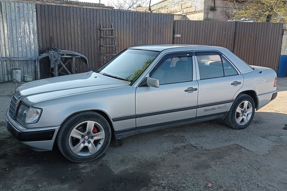 Продам Mercedes-Benz E-Class 1989 года в Одессе