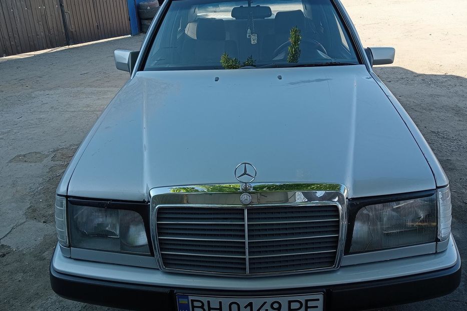 Продам Mercedes-Benz E-Class 1989 года в Одессе