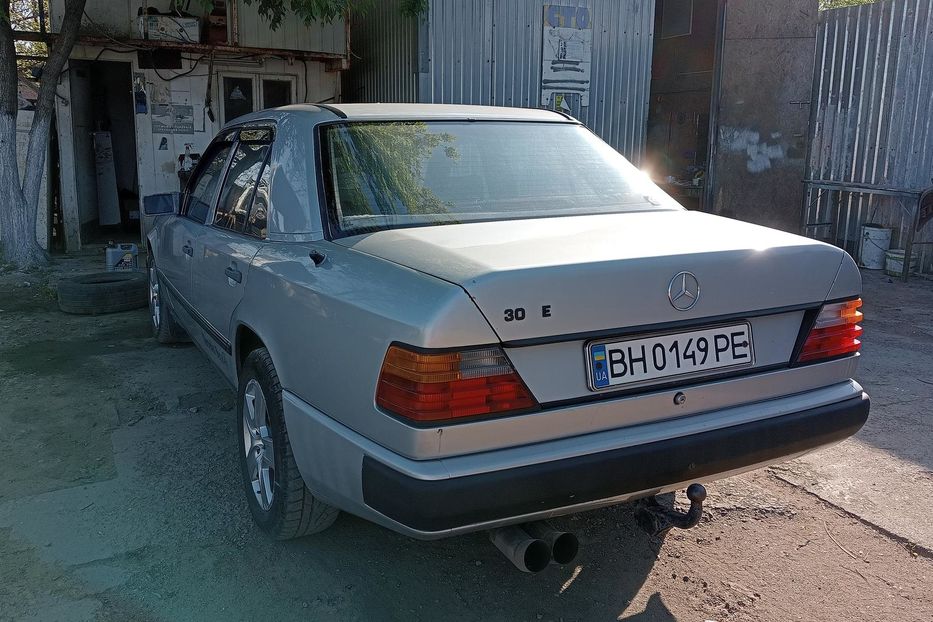 Продам Mercedes-Benz E-Class 1989 года в Одессе