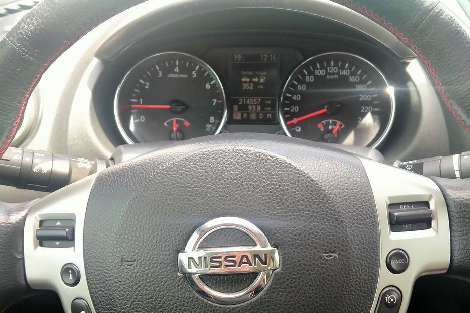 Продам Nissan Qashqai 2012 года в Черкассах